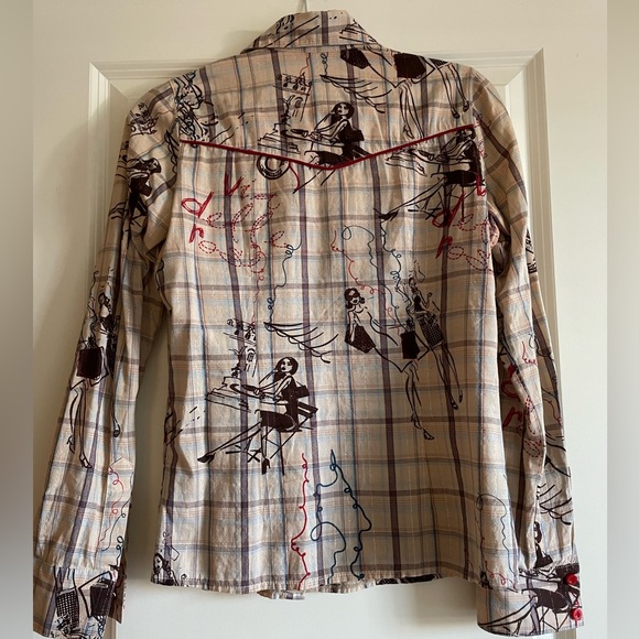 Pleated Shirt at its Best! - Picture 3 of 4